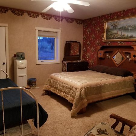 Bed and Breakfast Sunlit Oasis Notom Екстер'єр фото
