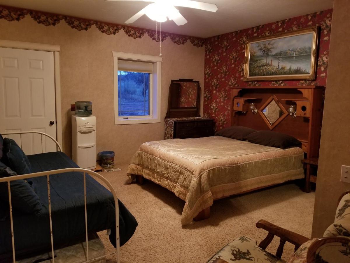 Bed and Breakfast Sunlit Oasis Notom Екстер'єр фото
