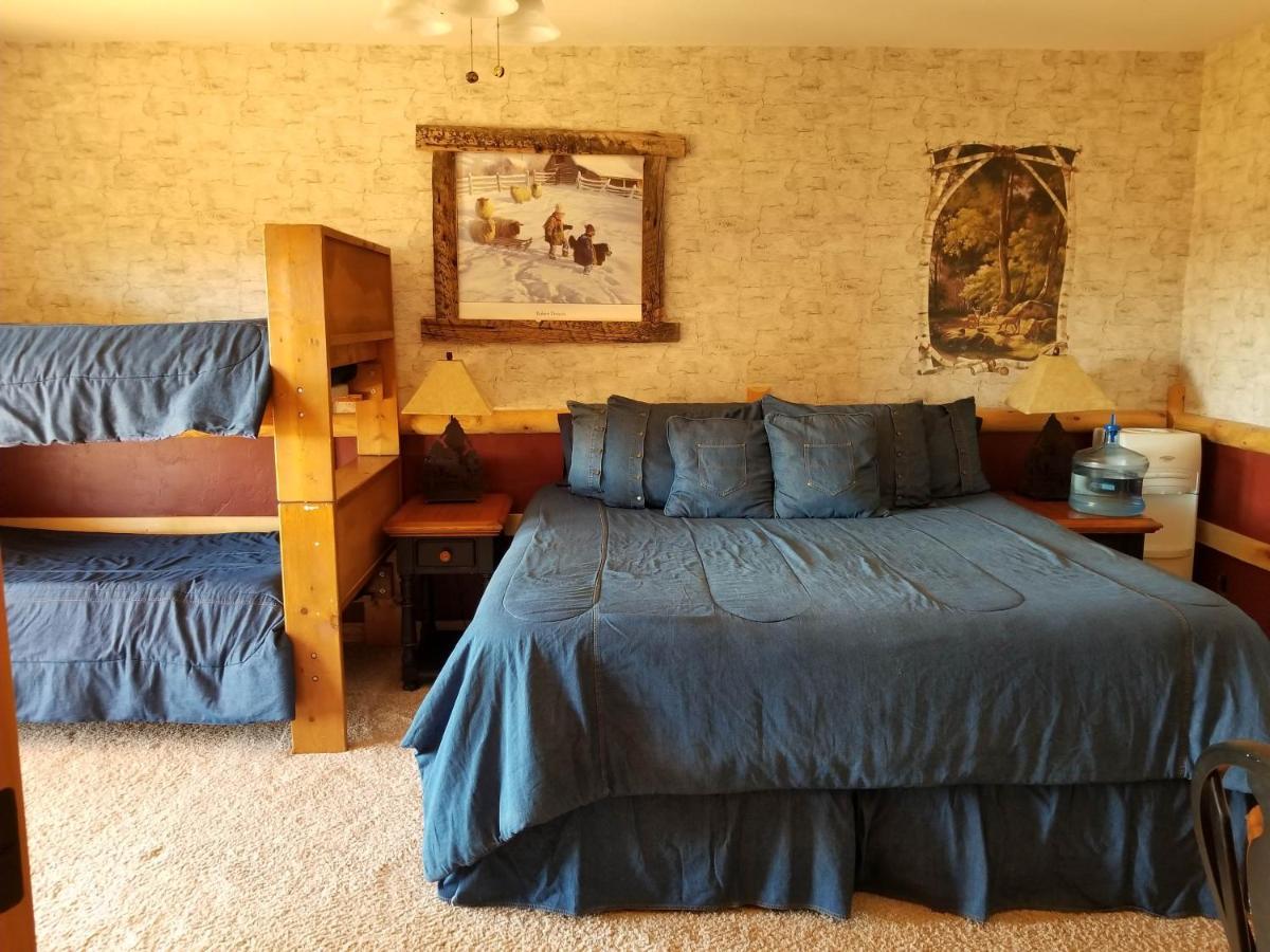 Bed and Breakfast Sunlit Oasis Notom Екстер'єр фото
