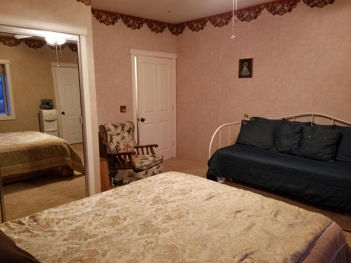 Bed and Breakfast Sunlit Oasis Notom Екстер'єр фото
